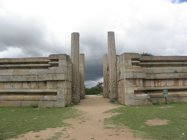 മേലുകോട്ടെ