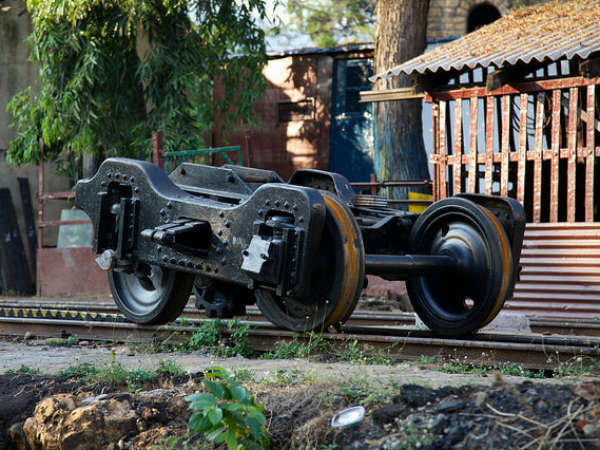 റാക്ക് ആൻഡ് പീനിയൻ 