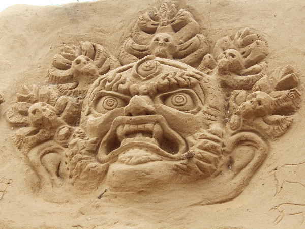 മണല്‍ ശില്‍പ്പങ്ങള്‍