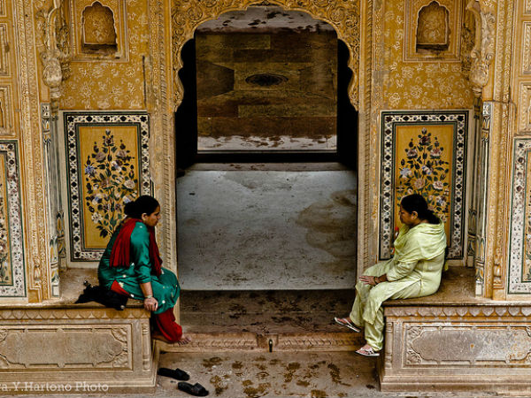 കൊട്ടാരവാതില്‍ക്കല്‍