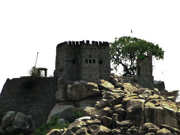 11. റയ്ച്ചൂര്‍