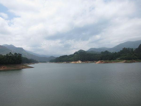 മൂന്നാറില്‍ നിന്ന് മാട്ടുപ്പെട്ടിയിലേക്ക് പോകാന്‍ മറക്കേല്ലേ