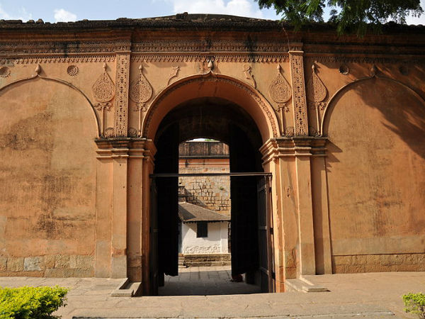 ഇപ്പോള്‍ ഇങ്ങനെ