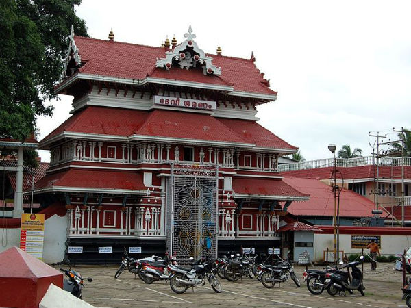 പാറേമേക്കാവ് ഭഗവതി ക്ഷേത്രം