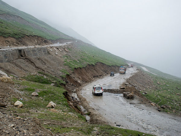 ചുരം കയറ്റം