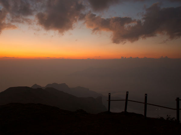 അസ്തമയ കിരണം