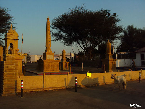 മതേശ്വരി തനോട് റായ് മന്ദിര്‍