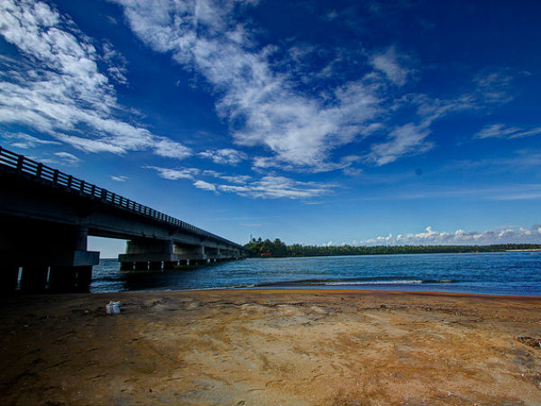 കടലുണ്ടിപ്പാലം - കോഴിക്കോട്