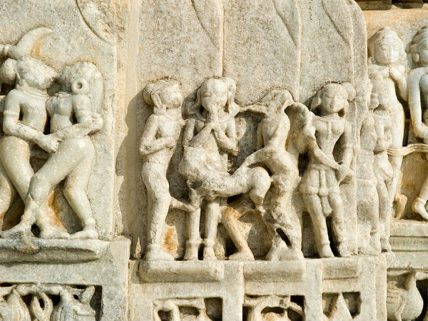 04. രണക്‌പൂര്‍ ജൈന ക്ഷേത്രം