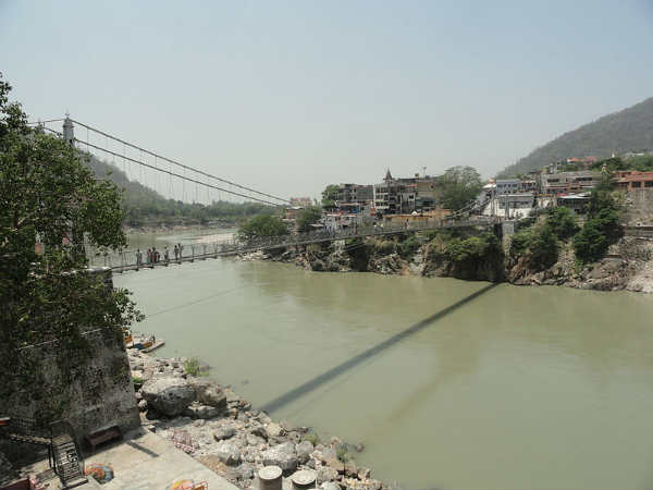 ലക്ഷമണ്‍ ജൂള ചിത്രങ്ങള്‍ കാണാം