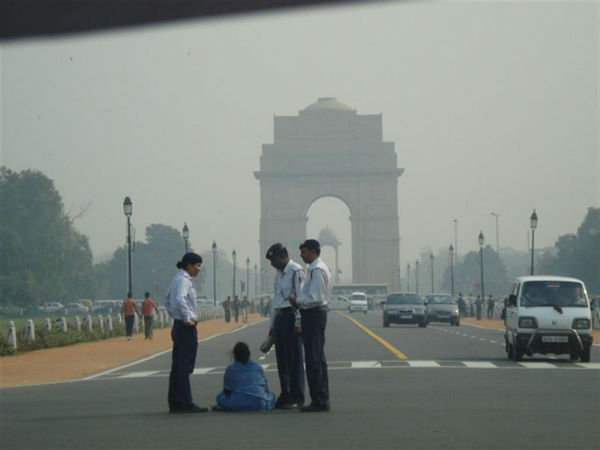 03. സൈനികരുടെ സ്മരണയ്ക്ക്