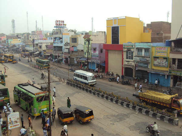 ഇറക്കമിറങ്ങി