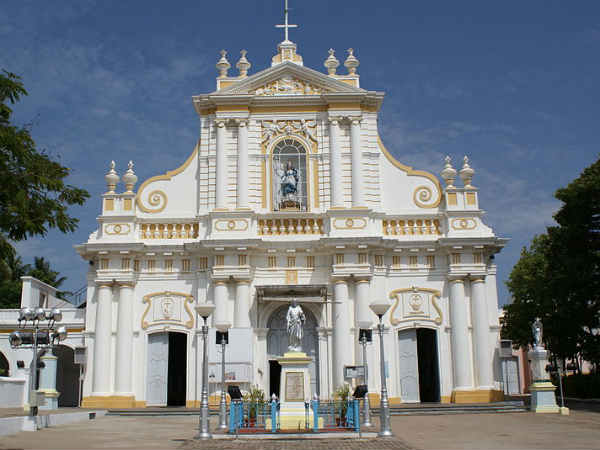 08. ഇമാക്യൂ‌ലേറ്റ് കണ്‍സെപ്ഷന്‍ കത്തീഡ്രല്‍, പോണ്ടിച്ചേരി