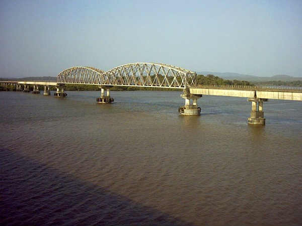 ജ‌ന്‍ ശതാബ്ദി എക്സ്‌പ്രസ്