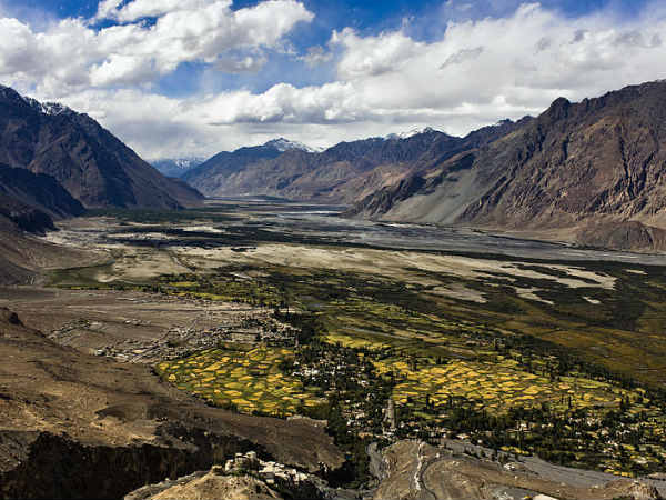 12. നുബ്ര താഴ്വര