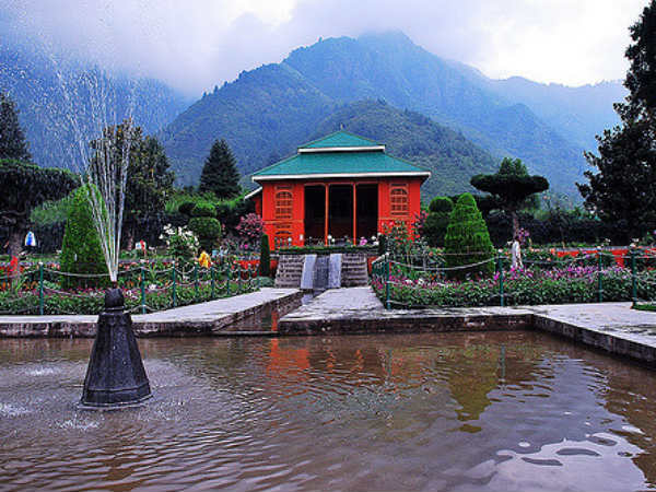 01. ഉ‌ദ്യാനങ്ങ‌ള്‍