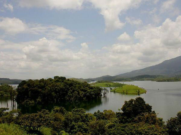 09. ബാണാസുര സാഗര്‍ ഡാം