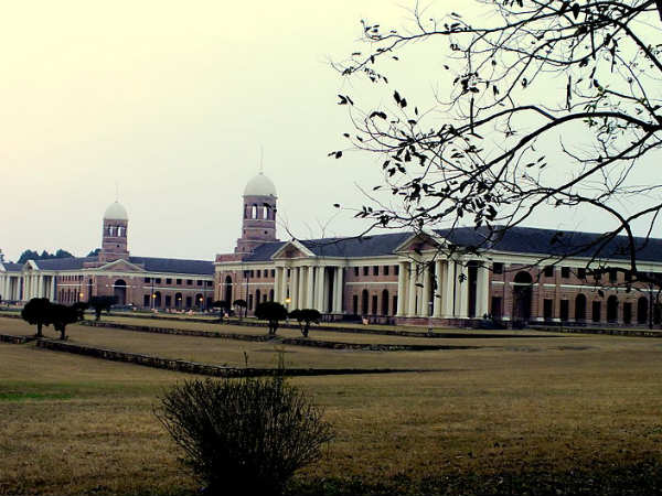 01. 37 ഡിഗ്രിയില്‍ ഡെറാഡൂണ്‍