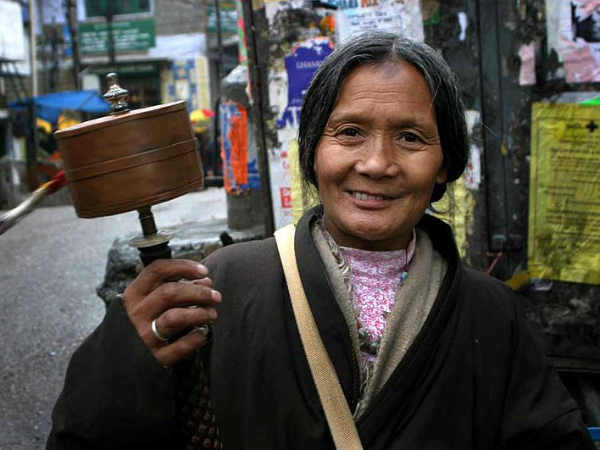 04. 34 ഡിഗ്രിയില്‍ ധര്‍മ്മശാല