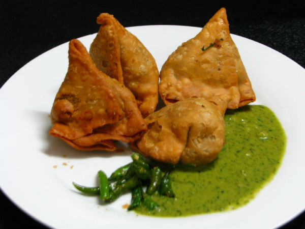 Best Places To Taste Different Samosa 