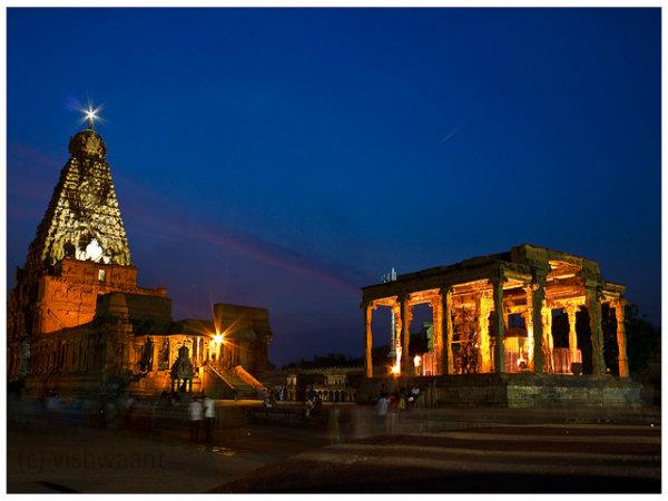 01.ബൃഹദീശ്വരക്ഷേത്രം