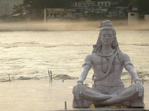 പ്രശസ്തമായ ശിവ പ്രതിമ