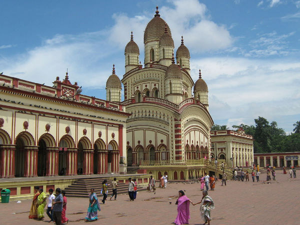 06. റെയില്‍വെ സ്റ്റേഷനാണെന്ന് തെറ്റിദ്ധരിക്കരുതേ