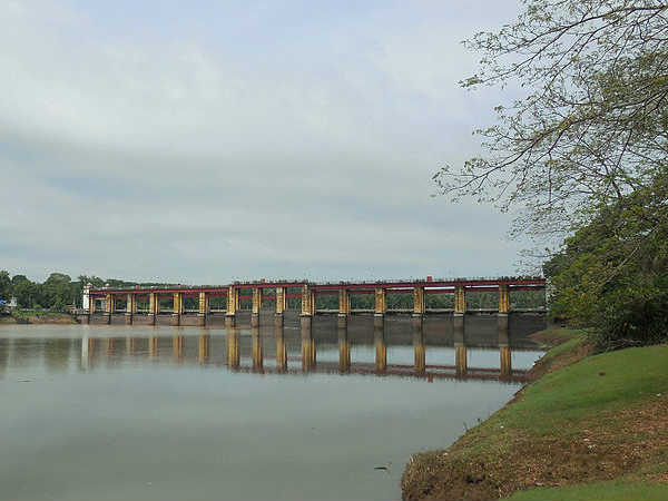 06. ഭൂതത്താന്‍കെട്ട്