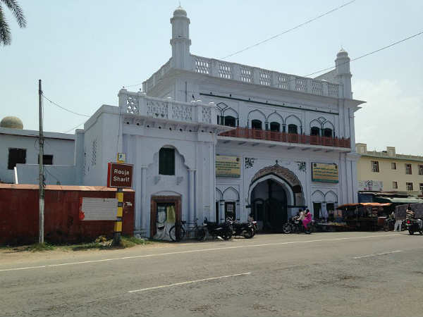 09. റൗസ ഷെരീഫ്