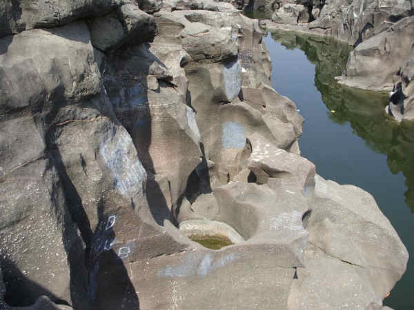 മൂണ്‍‌ലാന്‍ഡ്