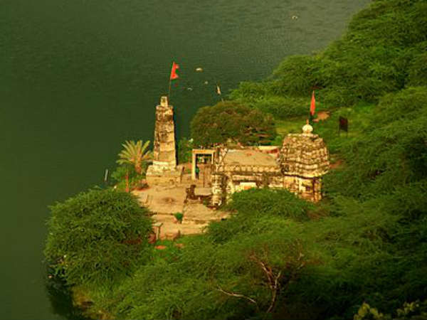 06. കാഴ്ചകള്‍