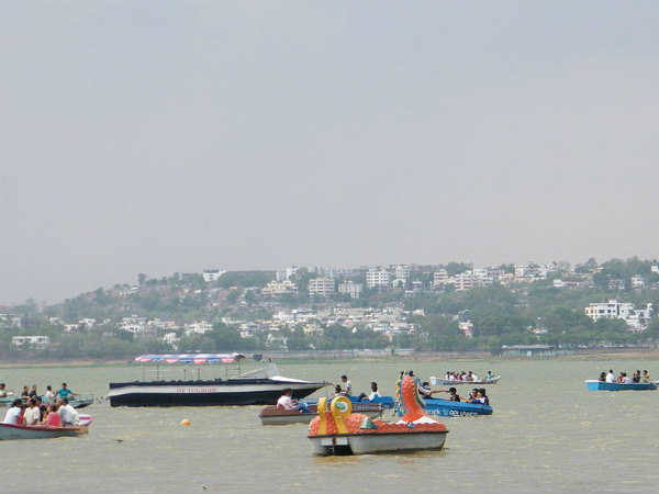 02. അപ്പര്‍ലേക്ക്