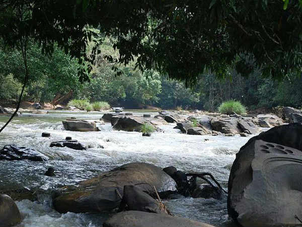 സിര്‍സിയിലെ കാഴ്ചകള്‍