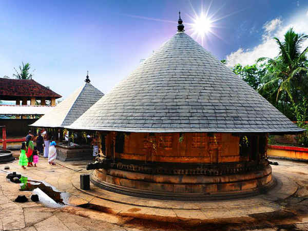 16. ‌തിരു‌പാല്‍കടല്‍ ശ്രീകൃഷ്ണ ക്ഷേ‌ത്രം, കേരളം