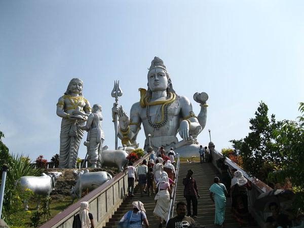 03. മുരുഡേശ്വര്‍ (19 കി മീ)