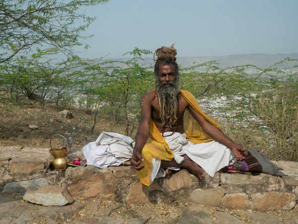 ദിവ്യന്മാര്‍