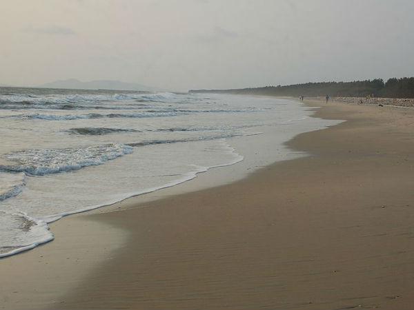 മീന്‍കുന്ന് ബീച്ച്