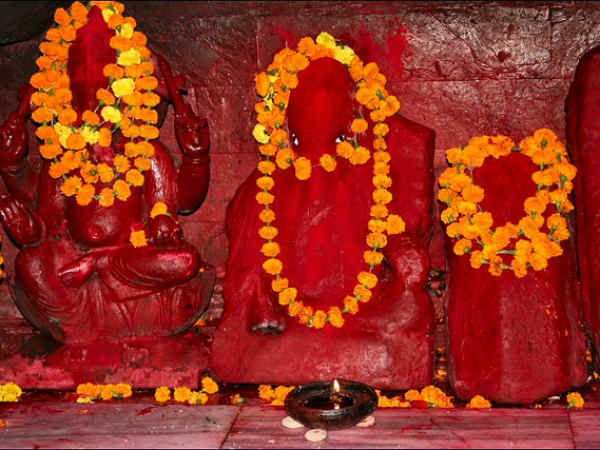 06. ചുവപ്പിന്റെ ആഘോഷം