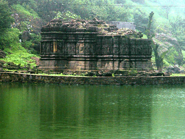 എത്തി‌ച്ചേരാൻ