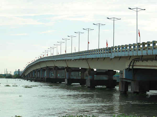 01. കളമശ്ശേരി - വല്ലാർ‌പാടം റോഡ്