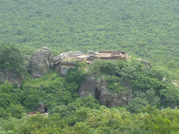 എത്തിച്ചേരാൻ