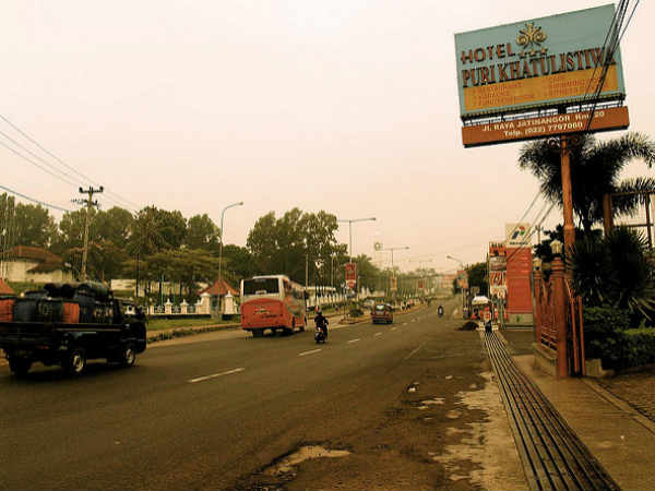 താമസിക്കാൻ