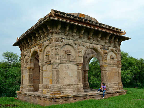 ചമ്പനീർ