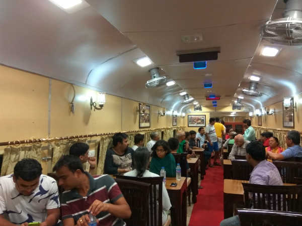 10. പാക്കേജ്