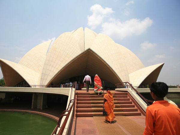 ലോട്ടസ് ടെമ്പിള്‍