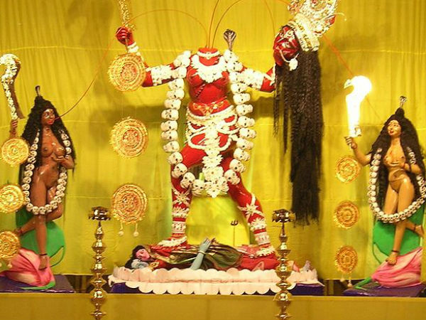 പതിനാറുകാരി