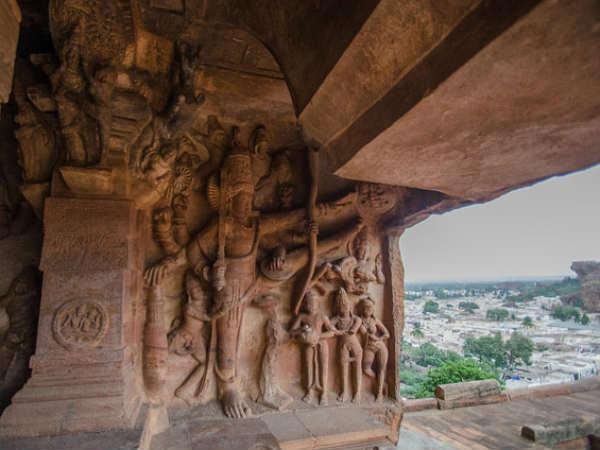 ചാലുക്യരുടെ നിര്‍മ്മാണ വൈഭവം 