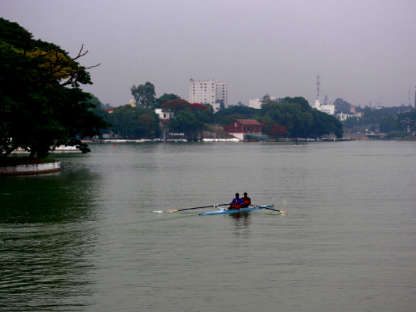 ബോ‌ട്ടിങ്