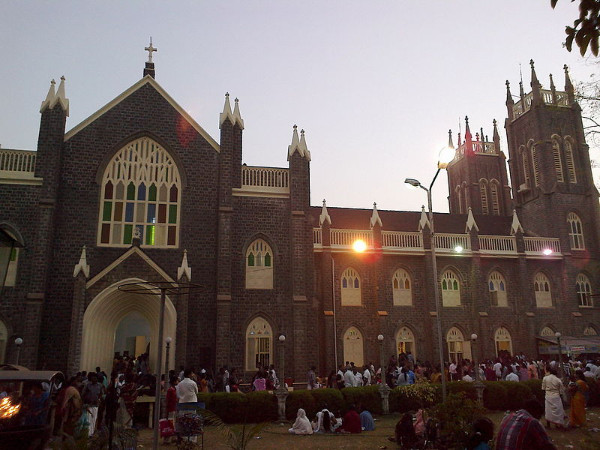 അർത്തുങ്കൽ പള്ളിയിൽ പെരുന്നാള് കൂടേണ്ടേ?