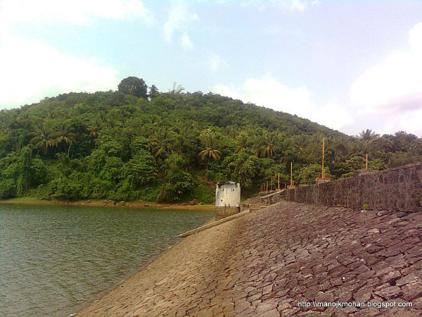 ഡാം കാഴ്ചകൾ